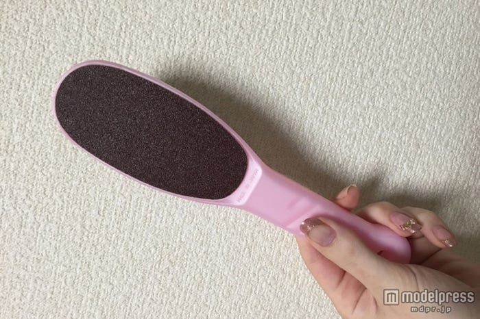 簡単にケアするには「かかとやすり」
