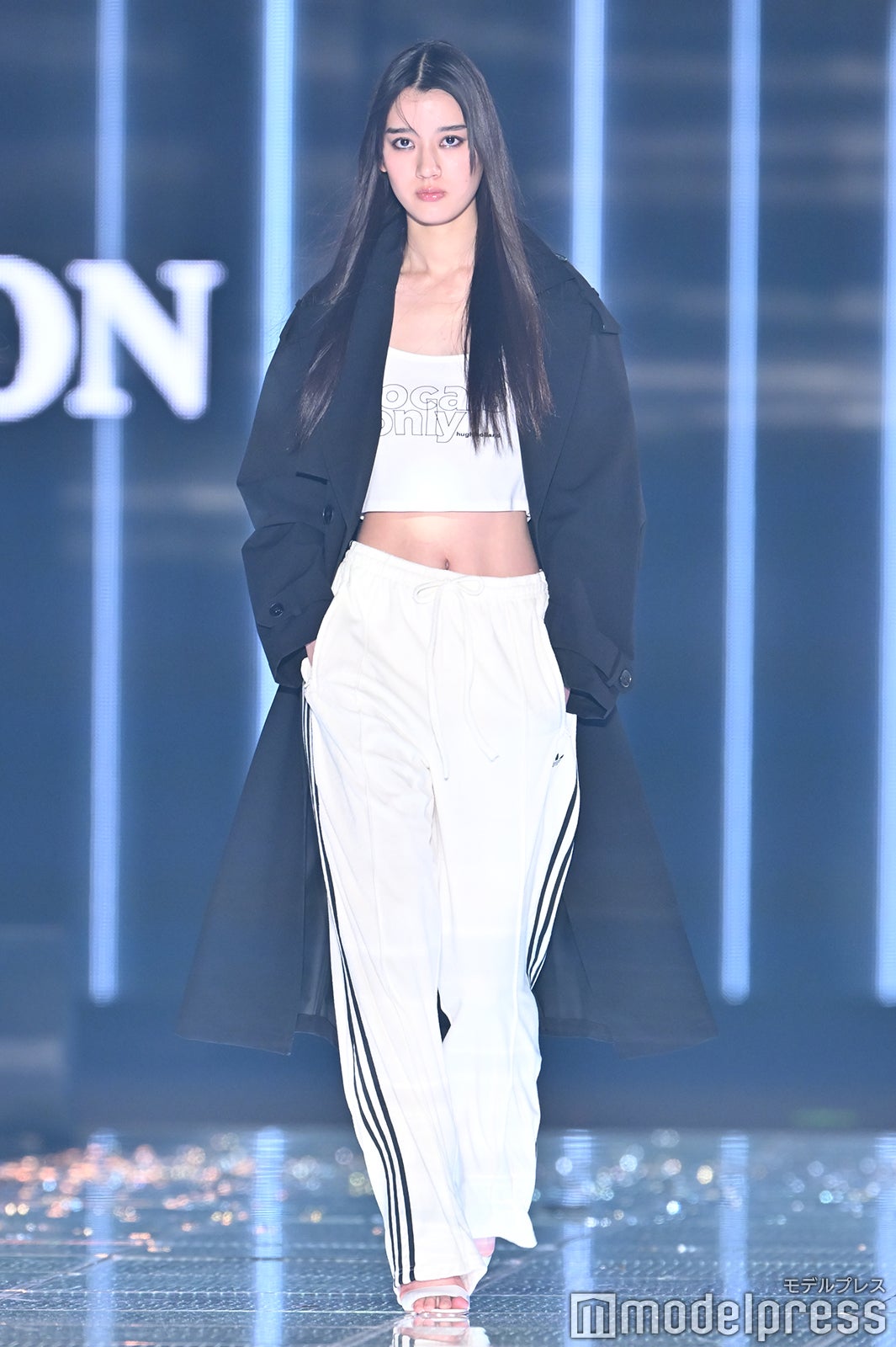 （C）モデルプレス