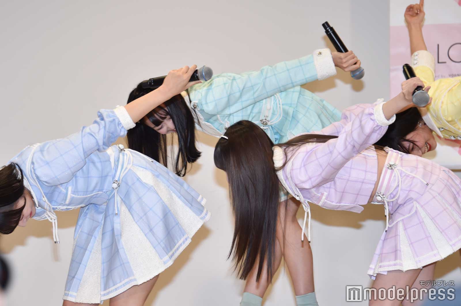 （C）モデルプレス