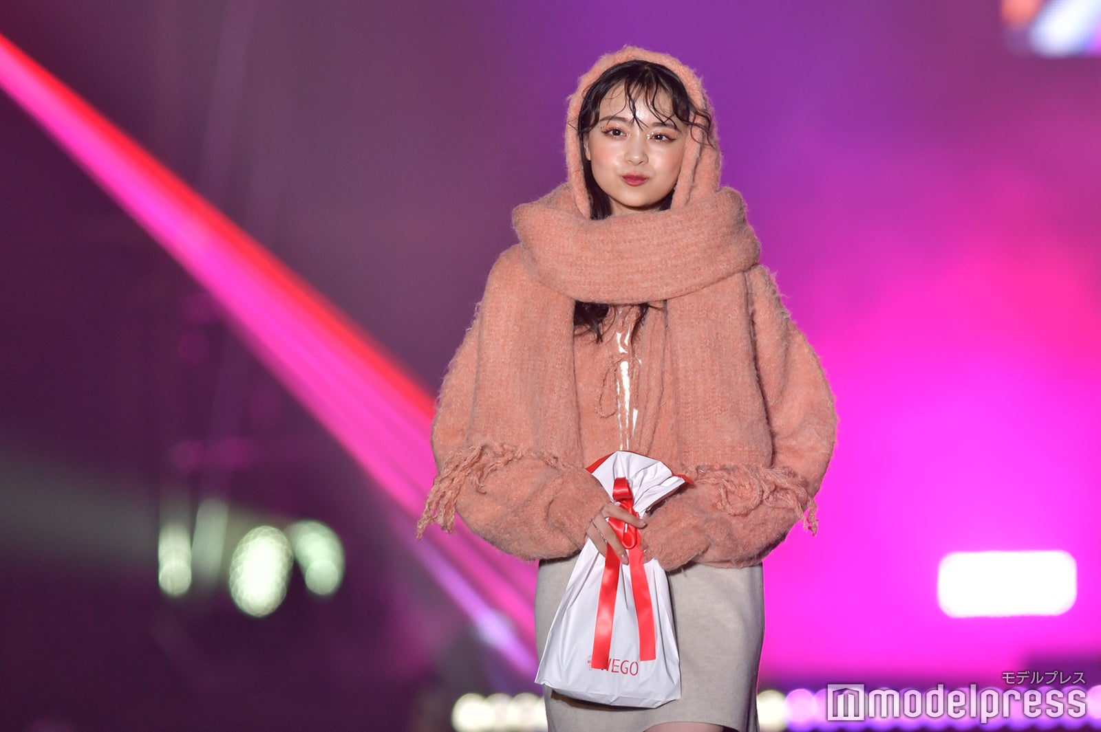 林芽亜里（C）モデルプレス