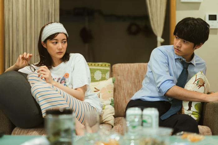 生田絵梨花、赤楚衛二「こっち向いてよ向井くん」第5話より(C)日本テレビ