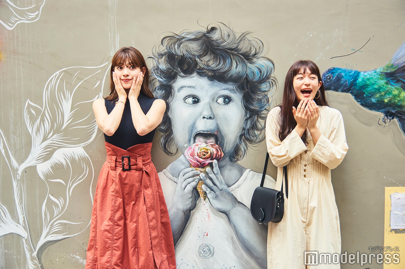 心ときめくバラのジェラートで話題の「Barista By Givres」。お店の壁面には、オーナーが描いたかわいいウォールアートが。（C）モデルプレス