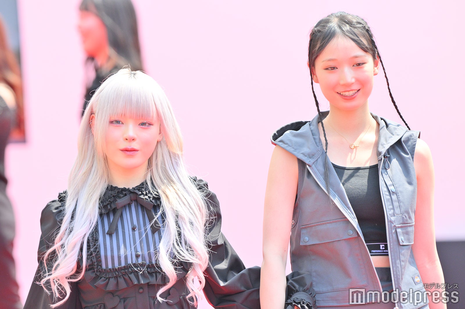 （C）モデルプレス