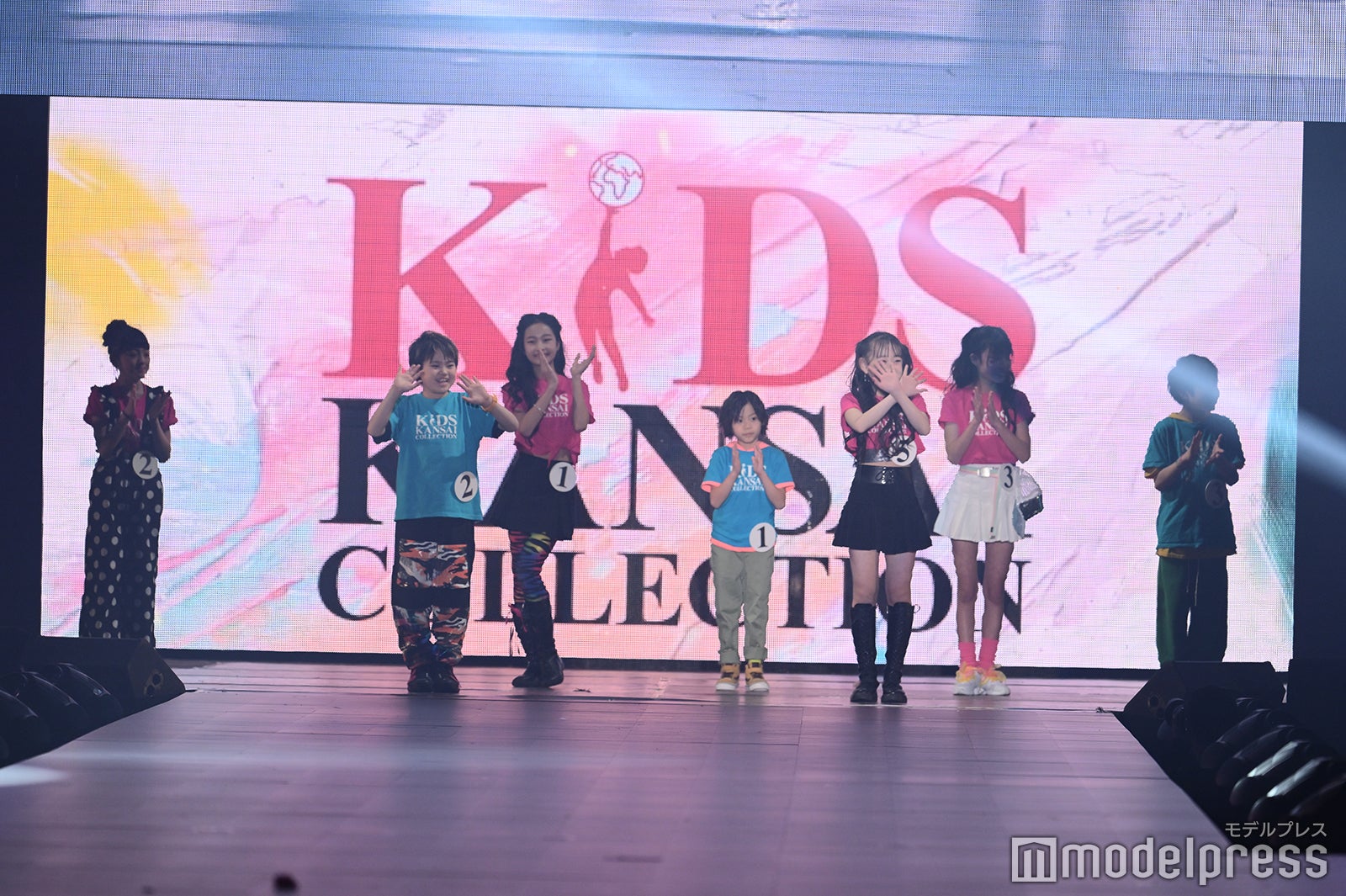 ステージの様子（C）モデルプレス