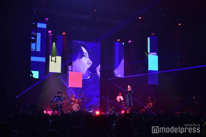 桜田通ライブツアー「Dori Sakurada ZEPP TOUR 2022 Anniversary to the next level」より(C)モデルプレス
