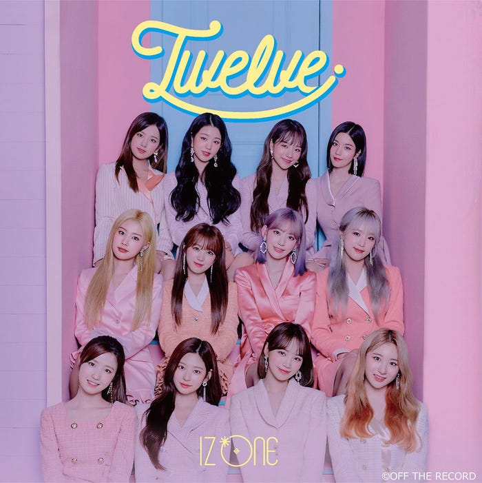 IZ*ONE日本1stアルバム「Twelve」(10月21日発売)WIZ*ONE盤 IZ*ONE JAPAN OFFICIAL SHOP限定商品(C)OFF THE RECORD