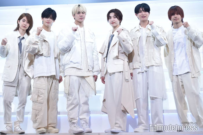 怒涛のスケジュールでずっと一緒にいる7 MEN 侍/(左から)今野大輝、菅田琳寧、佐々木大光、中村嶺亜、本高克樹、矢花黎/「MASSARA」初日前会見より(C)モデルプレス