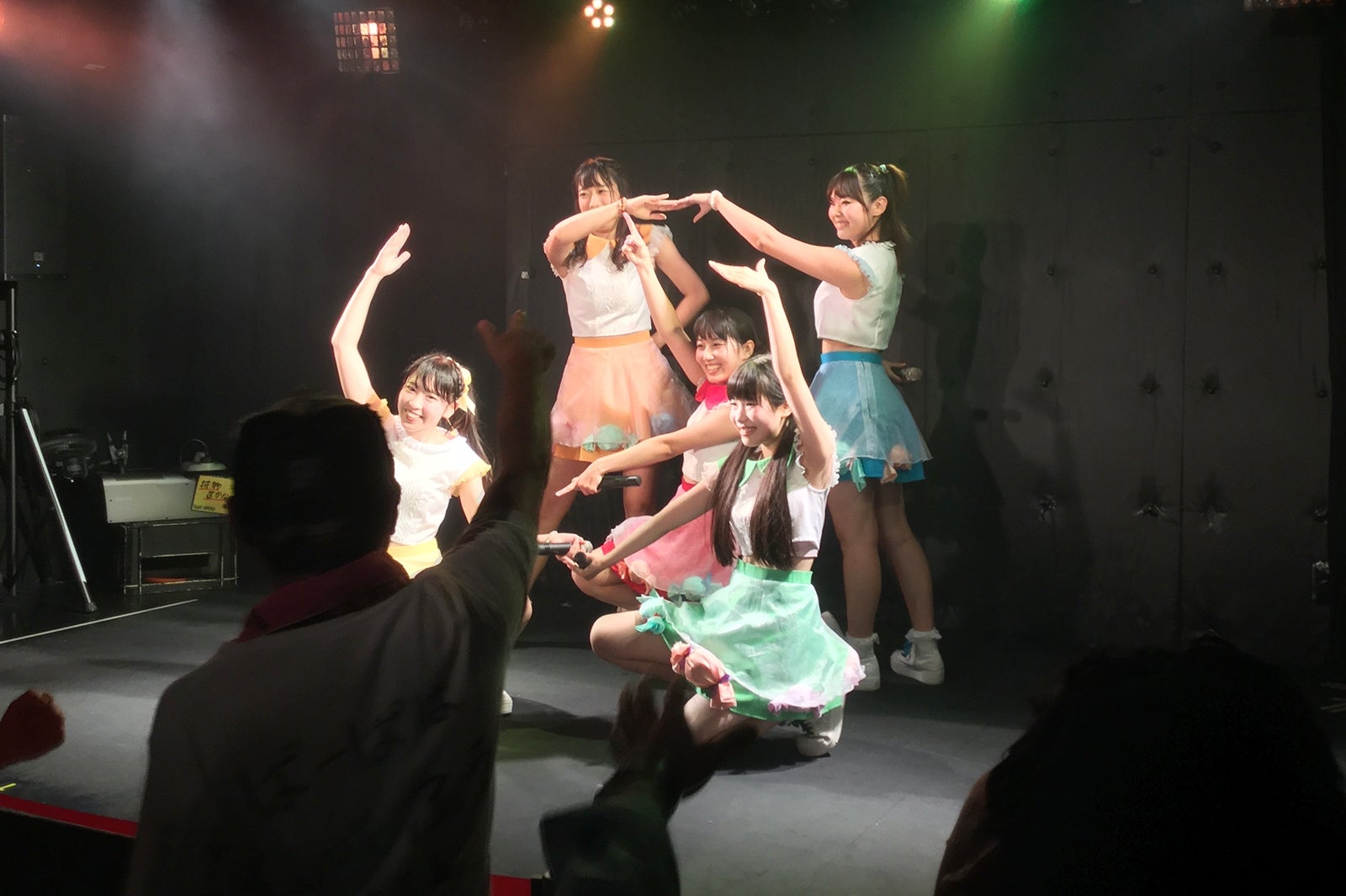 PLC（画像提供：所属事務所）