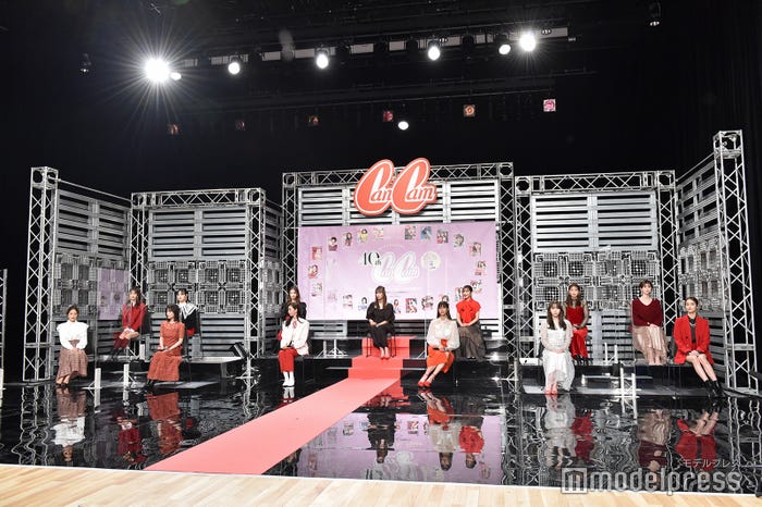 (前列左より)まい、山下美月、中条あやみ、生見愛瑠、加藤史帆、楓(後列左より)小室安未、佐々木莉佳子、宮本茉由、トラウデン直美、石川恋、ほのか、菜波(C)モデルプレス