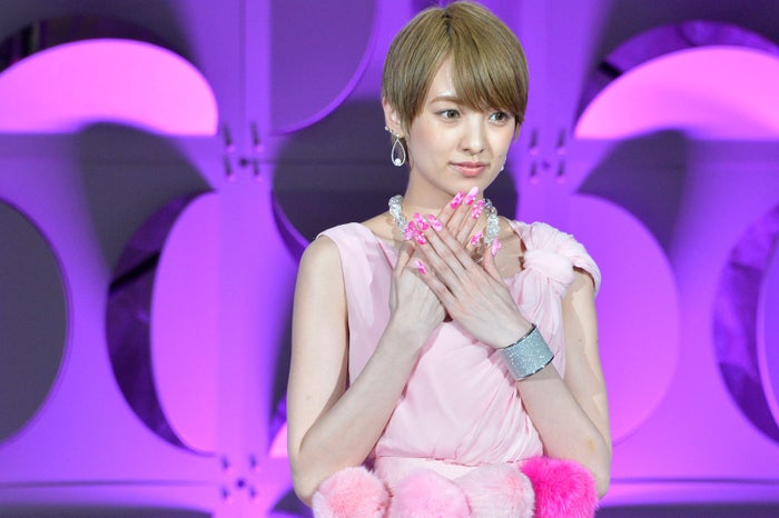 南明奈 トレンドネイルでキュートに魅了 ピンク全開 ウォーキング モデルプレス 南明奈 トレンドネイルでキュートに魅了 ピンク全開 ウォーキング モデルプレス