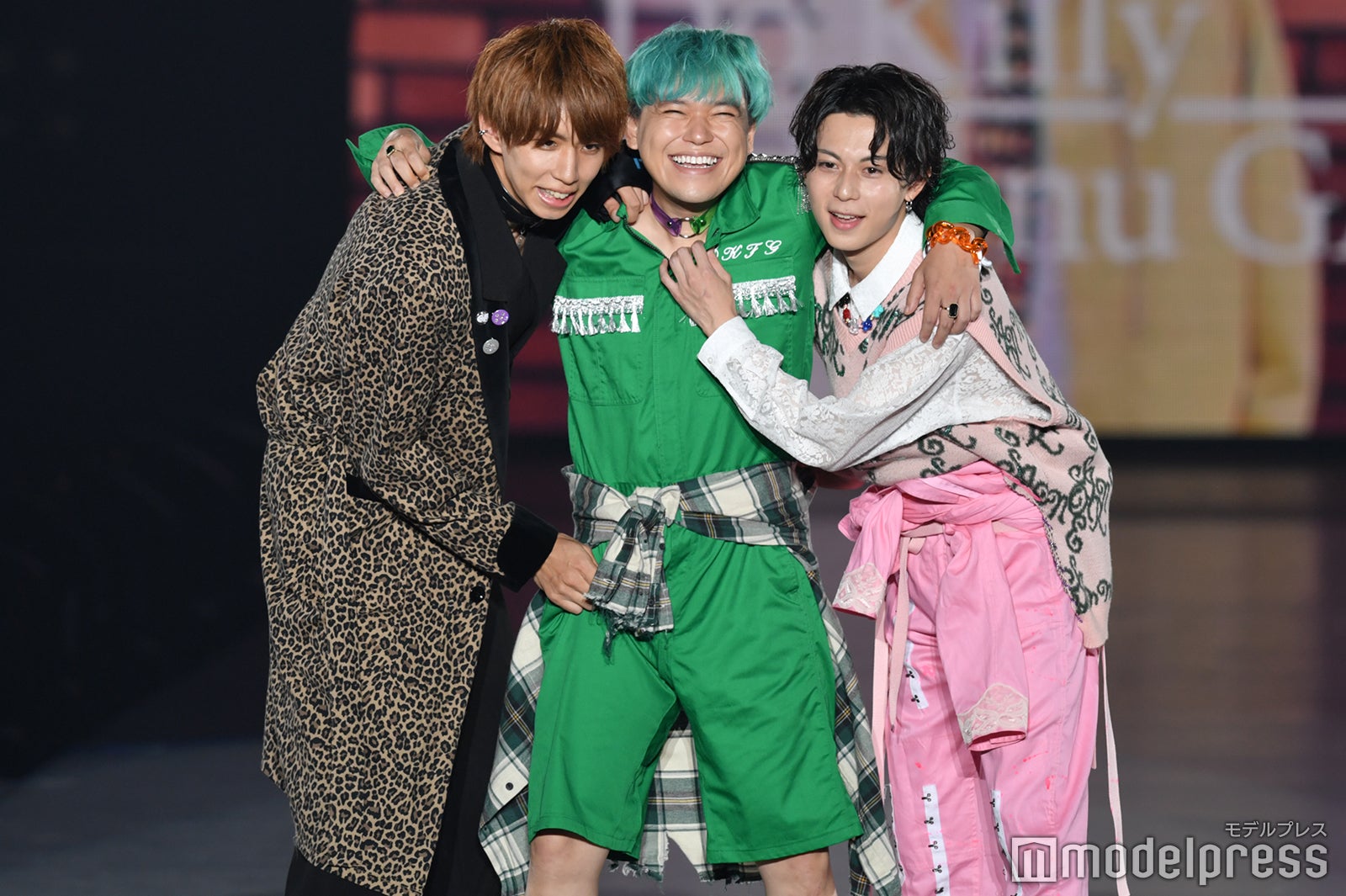 相馬トランジスタに“服脱げるドッキリ”／はじめしゃちょー、相馬トランジスタ、みっき～（C）モデルプレス