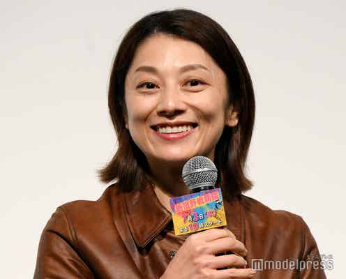 小池栄子、桑田佳祐のサプライズに目潤ませる 21年前“真っ赤な水着姿”での共演回顧【新宿野戦病院】