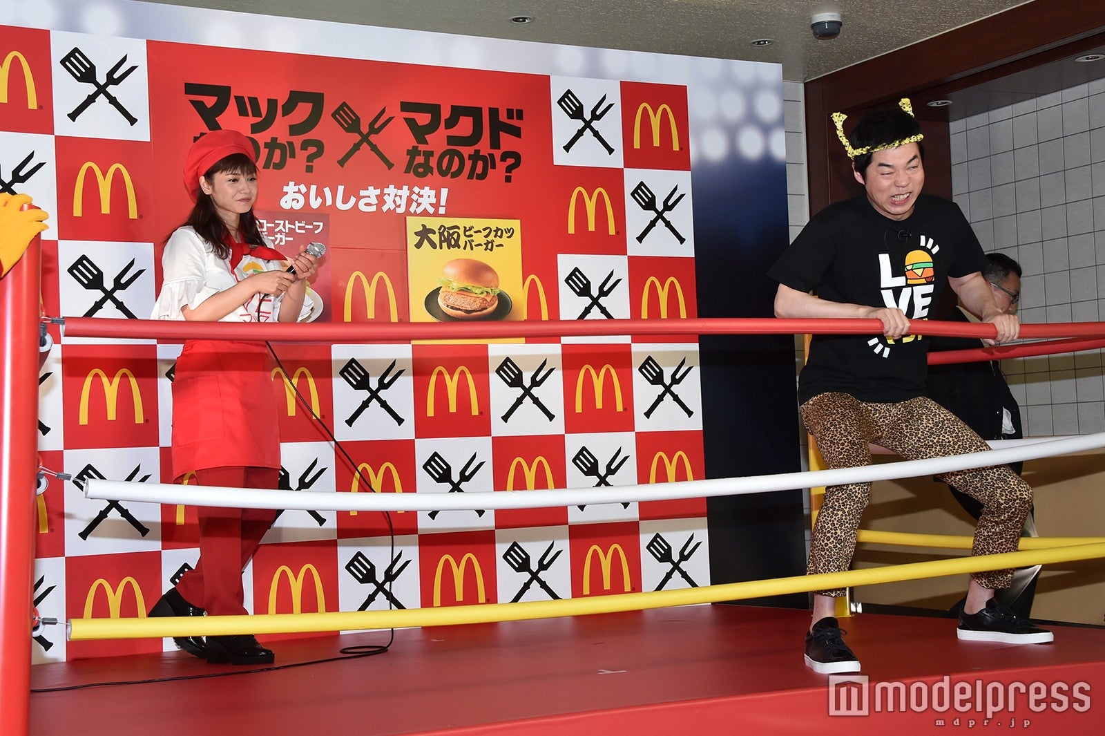 平愛梨、今田耕司（C）モデルプレス