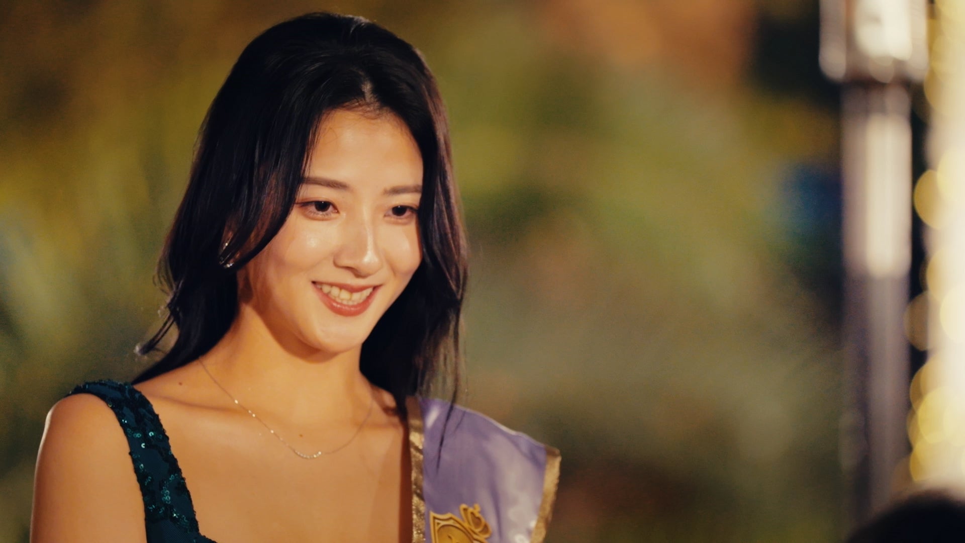 アオイ「LOVE POWER KINGDOM〜恋愛強者選挙〜」（C）AbemaTV,Inc