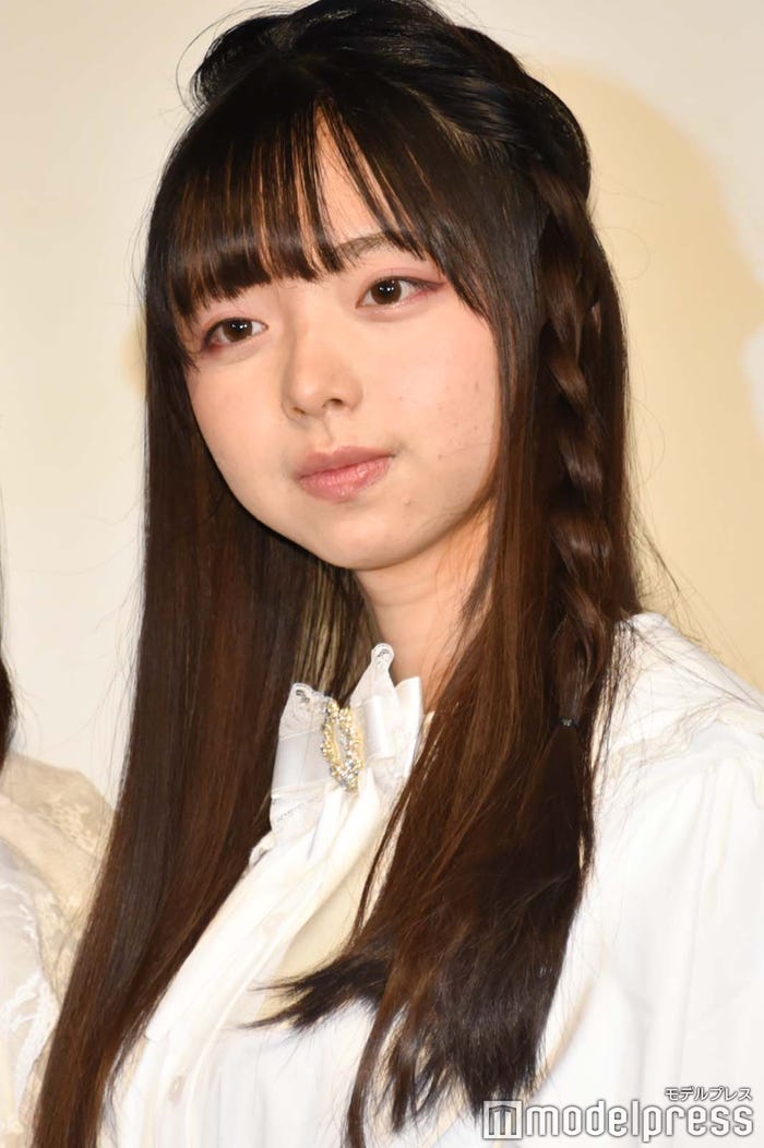 藤原まな (C)モデルプレス