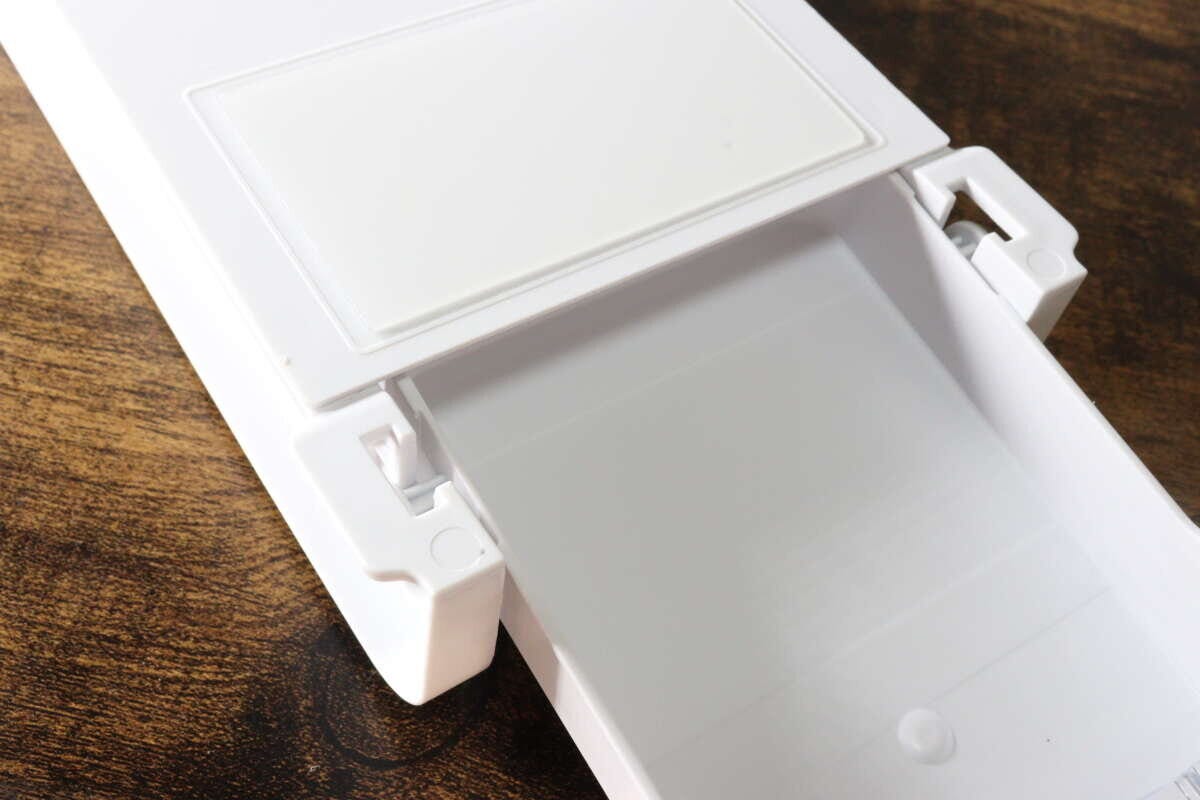 取り付け式引き出しケース　外れにくい