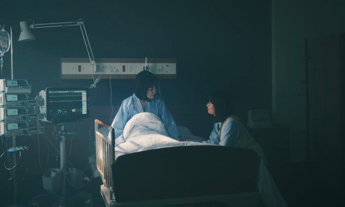 国仲涼子、莉子「3年C組は不倫してます。」第4話(C)日本テレビ