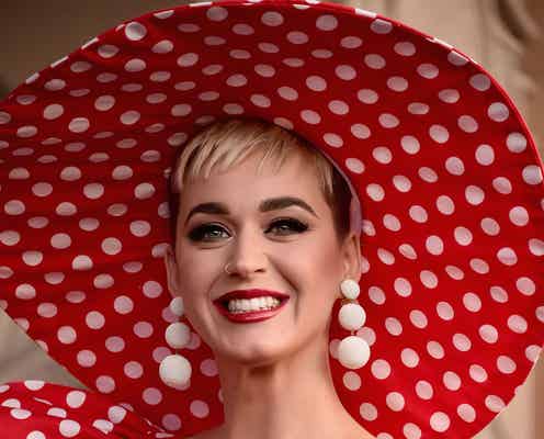 ケイティ・ペリー「スッキリ」で“からあげクン”爆食い