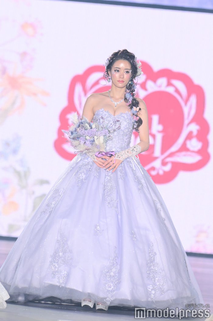 ルナ(C)モデルプレス