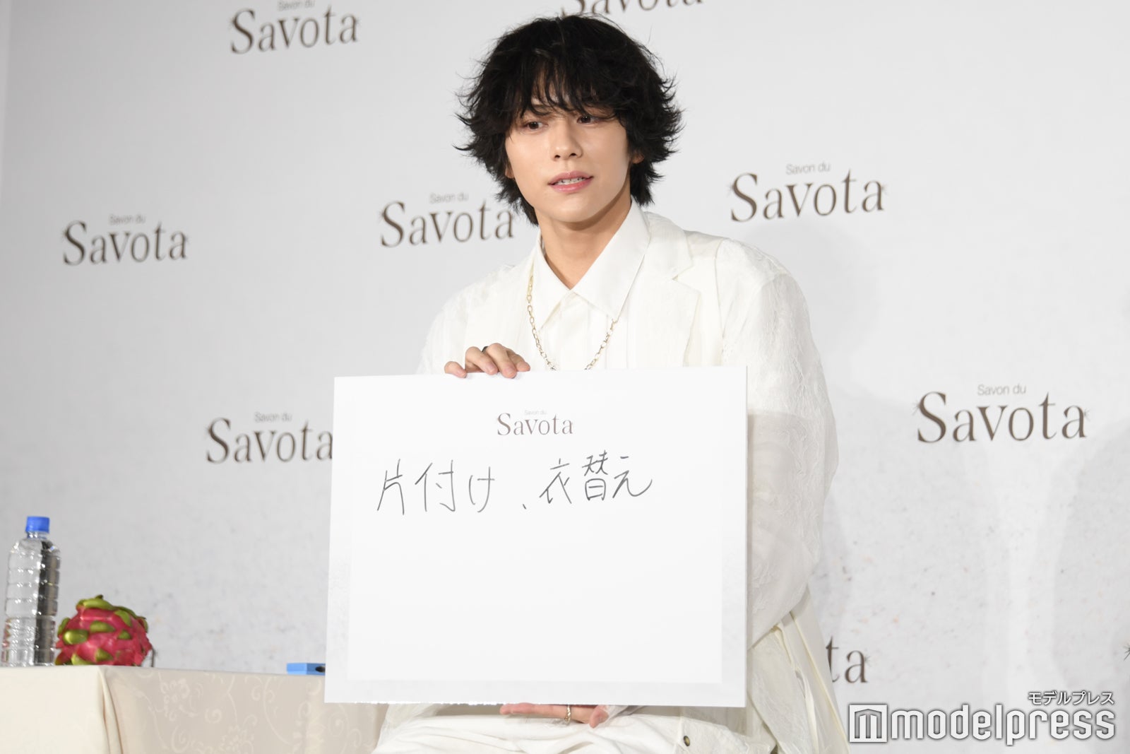 片付けと衣替えをサボりたい山下幸輝（C）モデルプレス