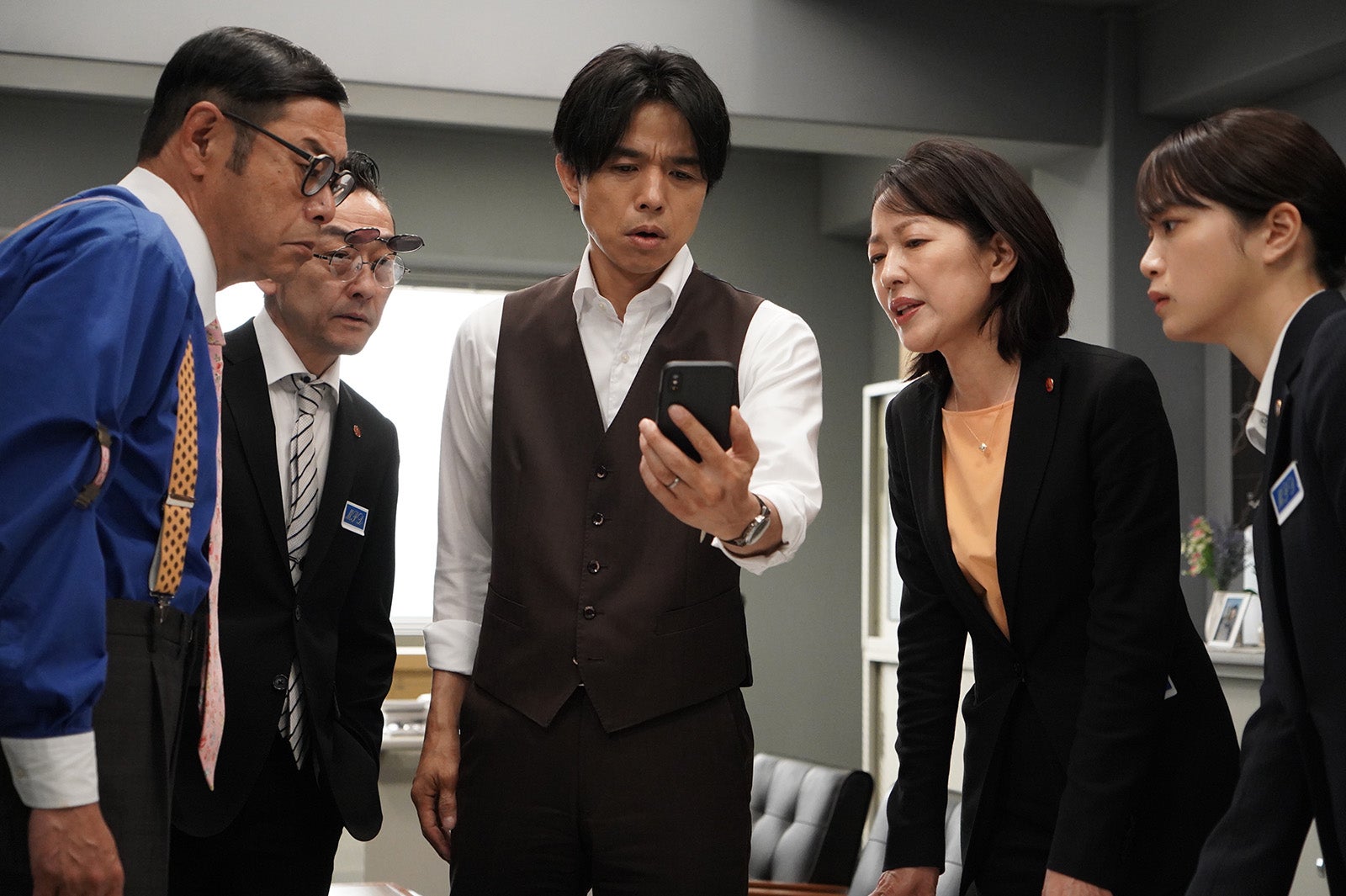 田口浩正、吹越満、井ノ原快彦、羽田美智子、深川麻衣「特捜9 season7」第7話より（C）テレビ朝日
