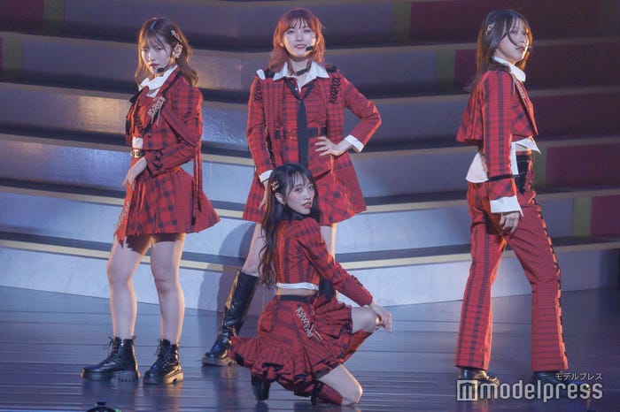 村山彩希、岡田奈々、向井地美音、茂木忍(C)モデルプレス