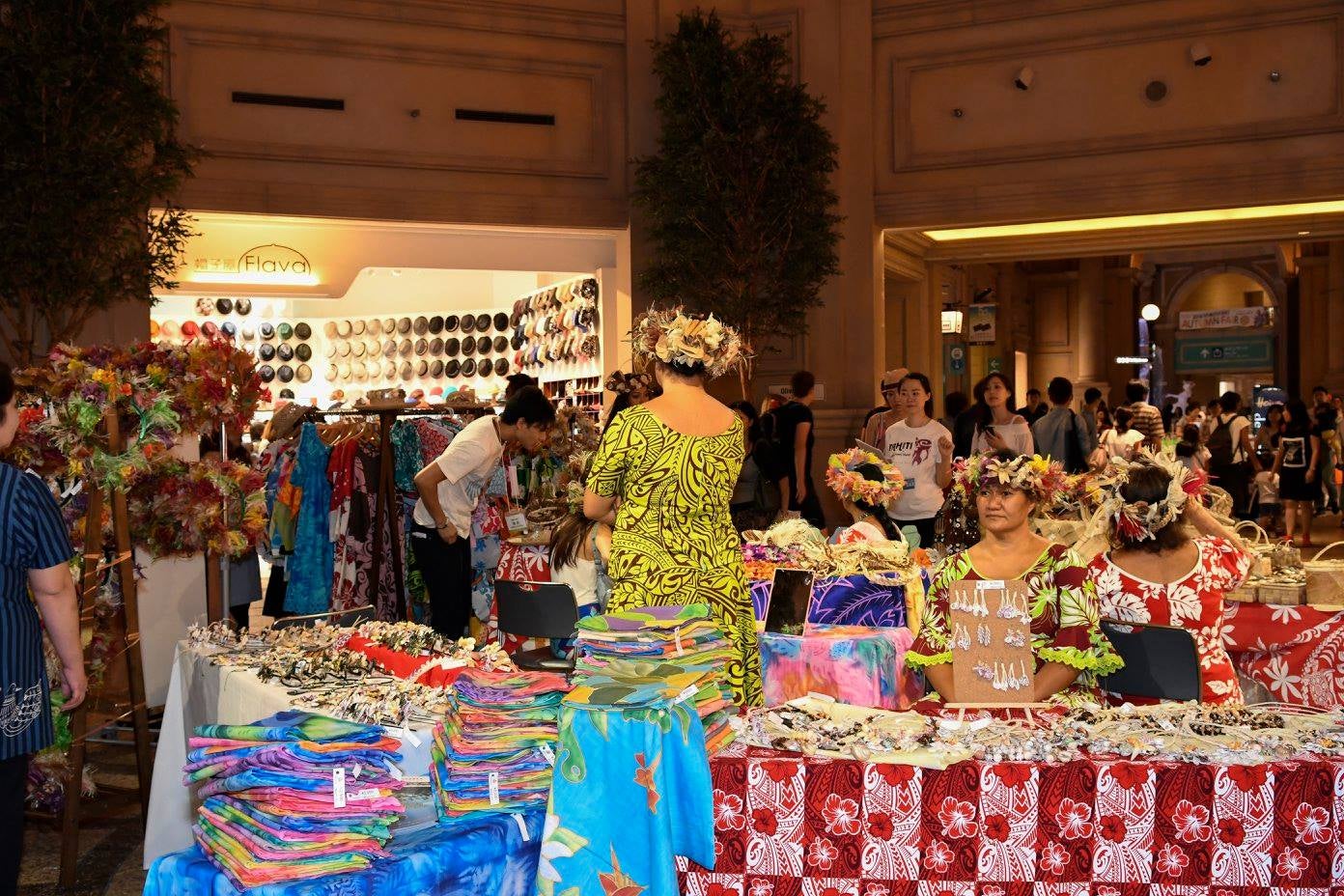 伝統工芸職人ブース／画像提供：株式会社タヒチプロモーション