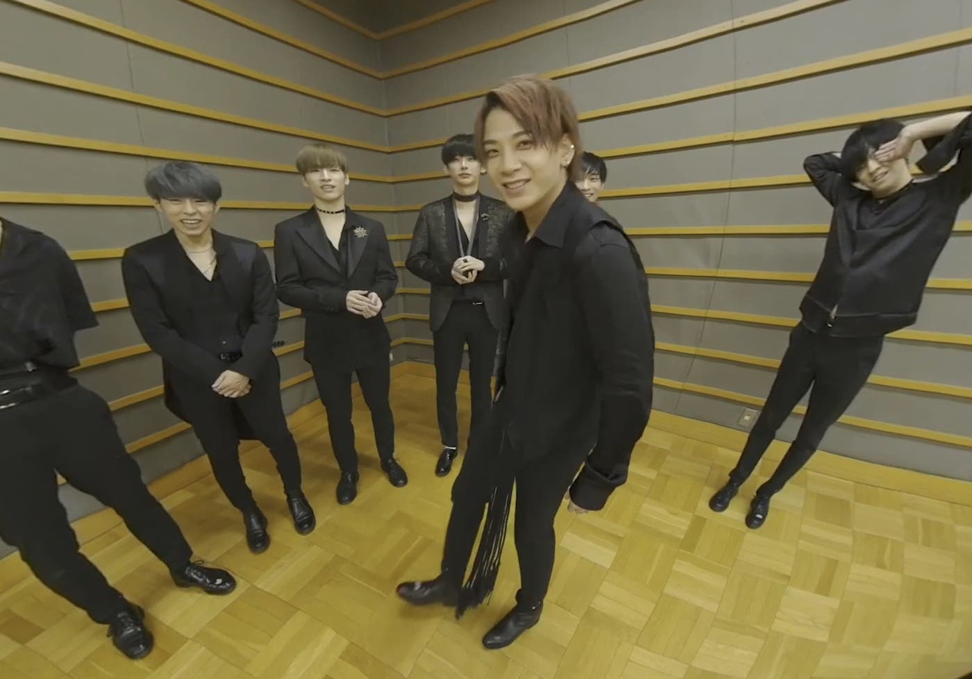 Black Out(提供画像)