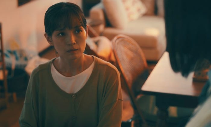 国仲涼子「3年C組は不倫してます。」第4話(C)日本テレビ