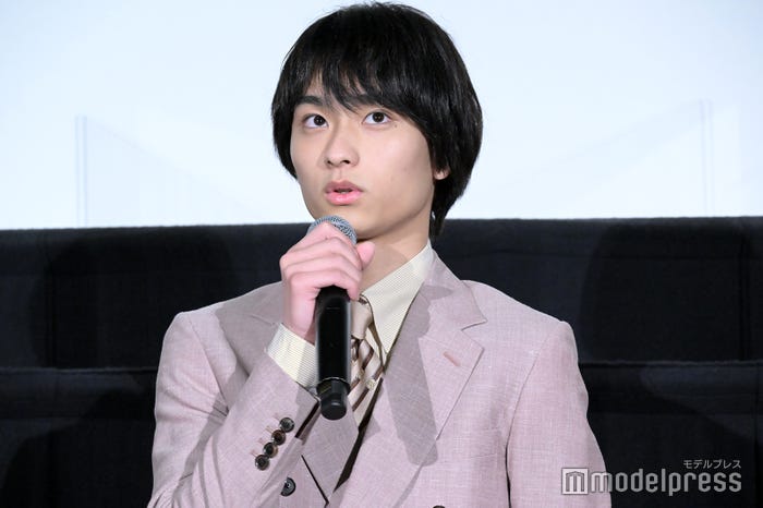 奥平大兼(C)モデルプレス