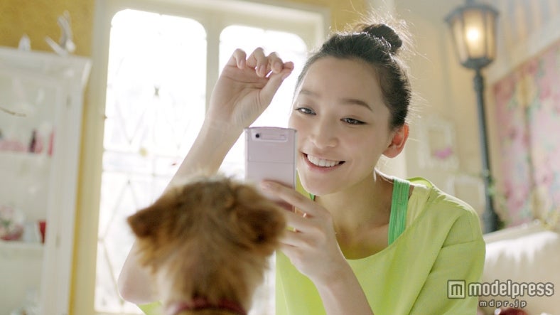 杏／新CM「GREE Deco Photo」より