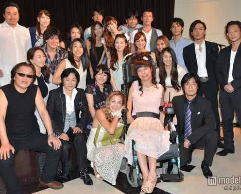 土屋アンナ、セクシードレスで熱唱 一夜限りのスペシャルな夜をお届け<セットリスト>