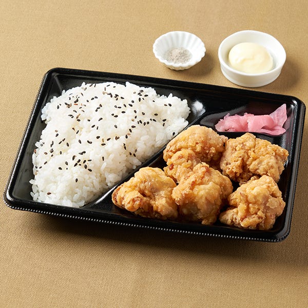 九州醤油仕立ての唐揚弁当(税込628円)/提供画像