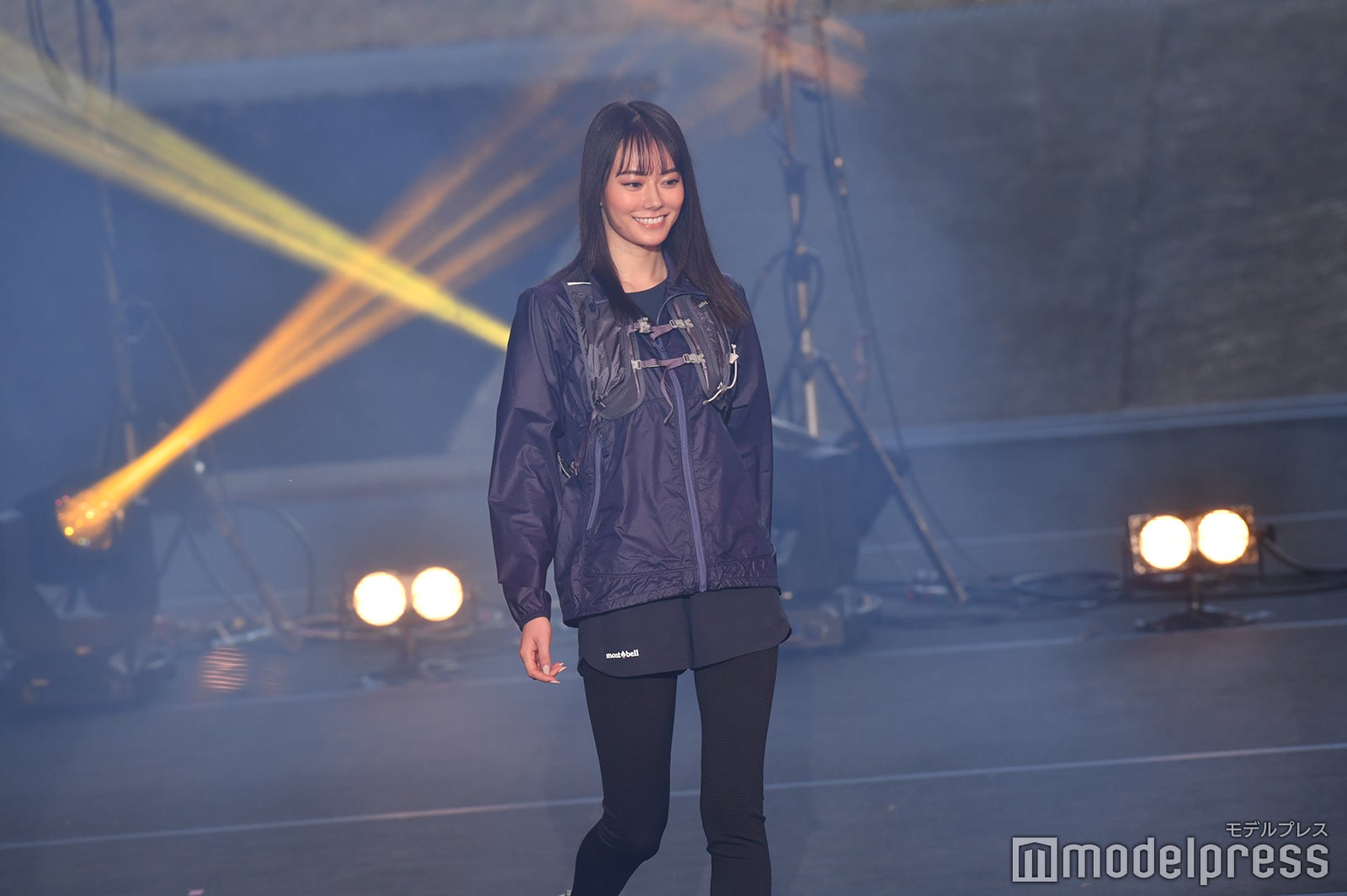 （C）モデルプレス