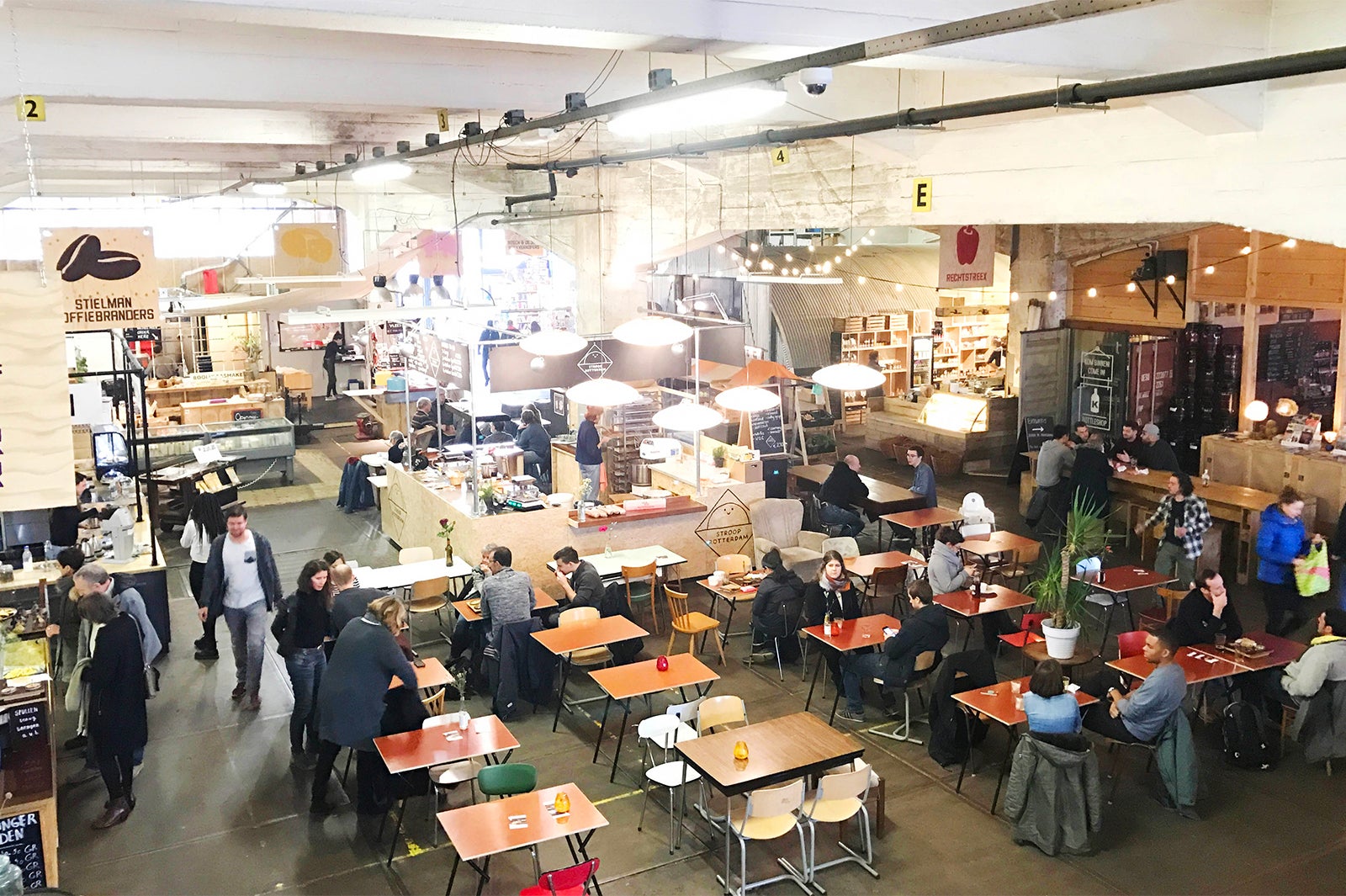 FENIX FOOD FACTORY（提供写真）