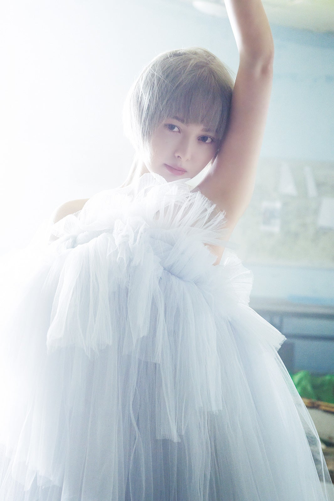 玉城ティナ、デビュー10周年記念写真集「世界」発表　撮影は蜷川実花