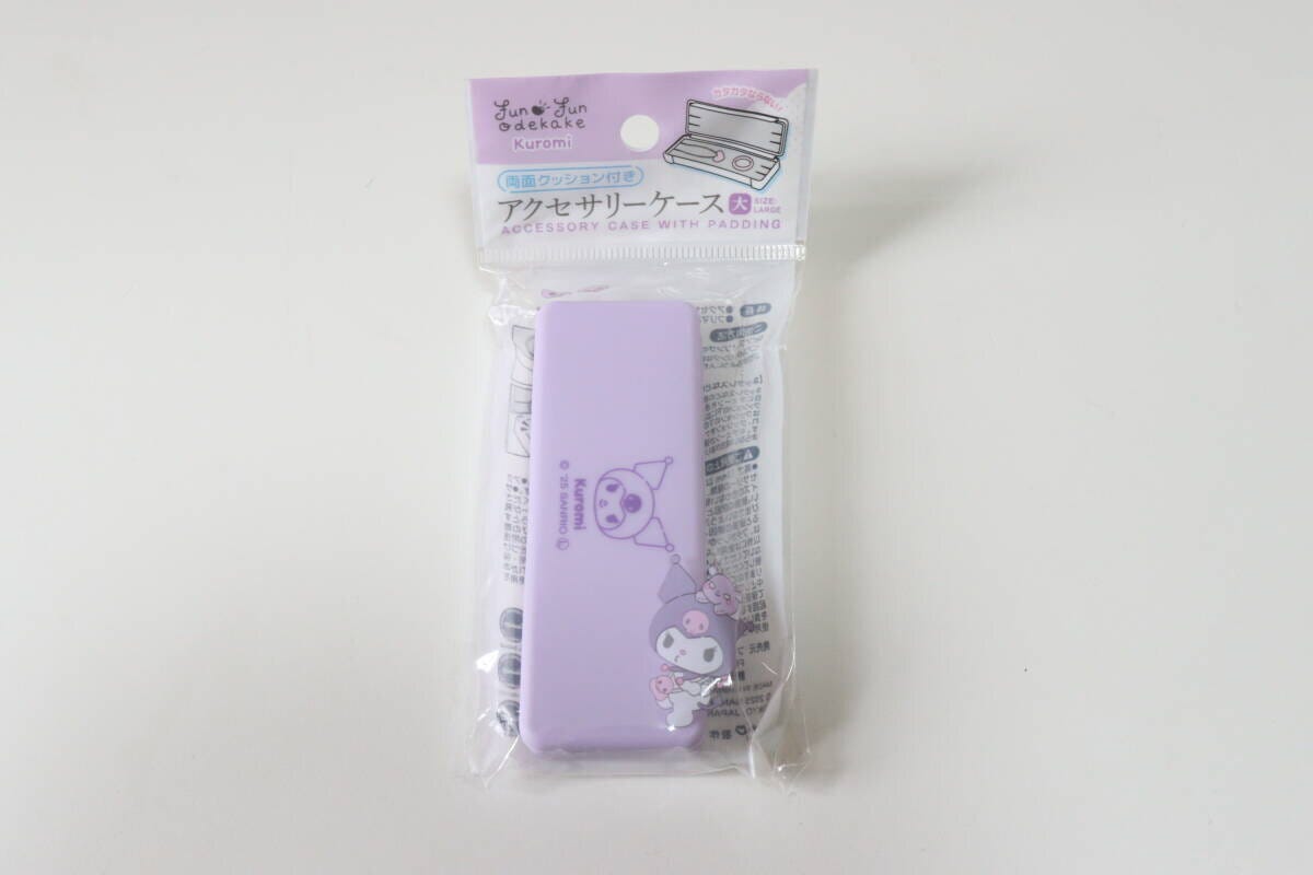 セリア クッション付きアクセサリーケース セリアのクッション付きアクセサリーケース