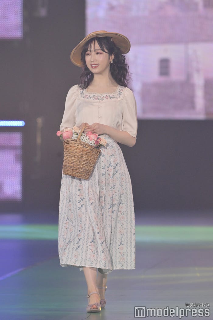 小栗有以(C)モデルプレス