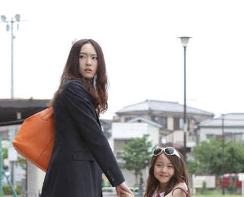 新垣結衣、キュートな子供たちにメロメロ ママになる夢を語る
