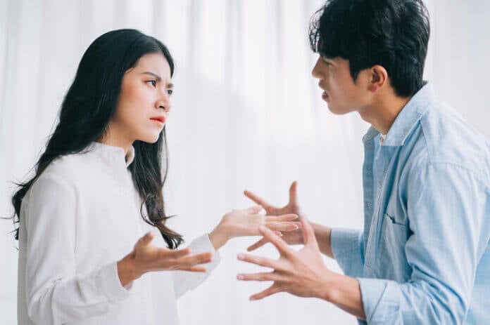 不仲の原因？ 夫がイラつく妻の一言10選とは