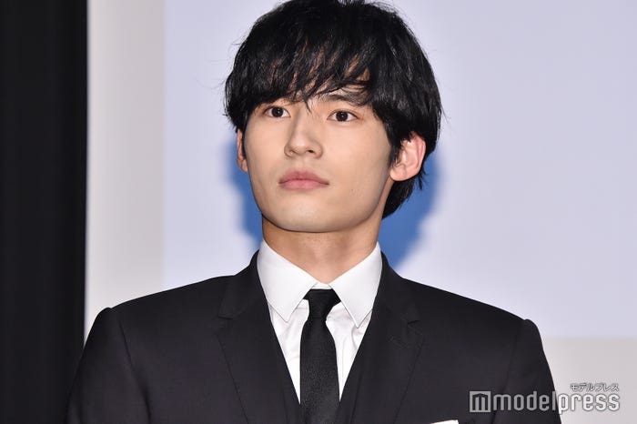 岡田健史(C)モデルプレス
