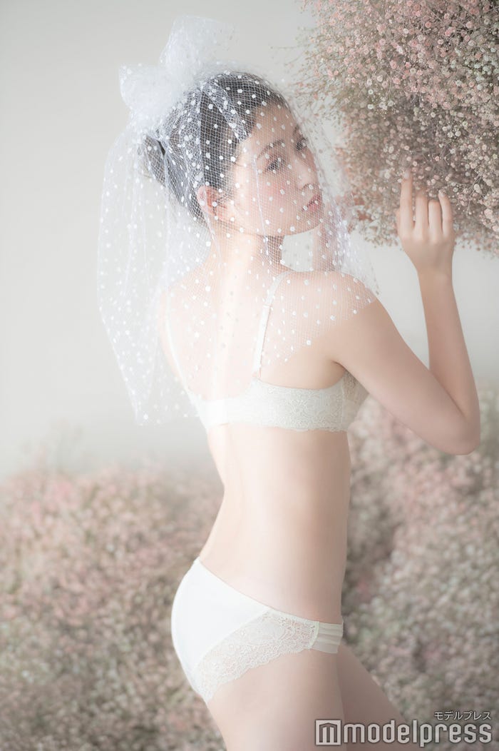 吉田朱里(C)モデルプレス