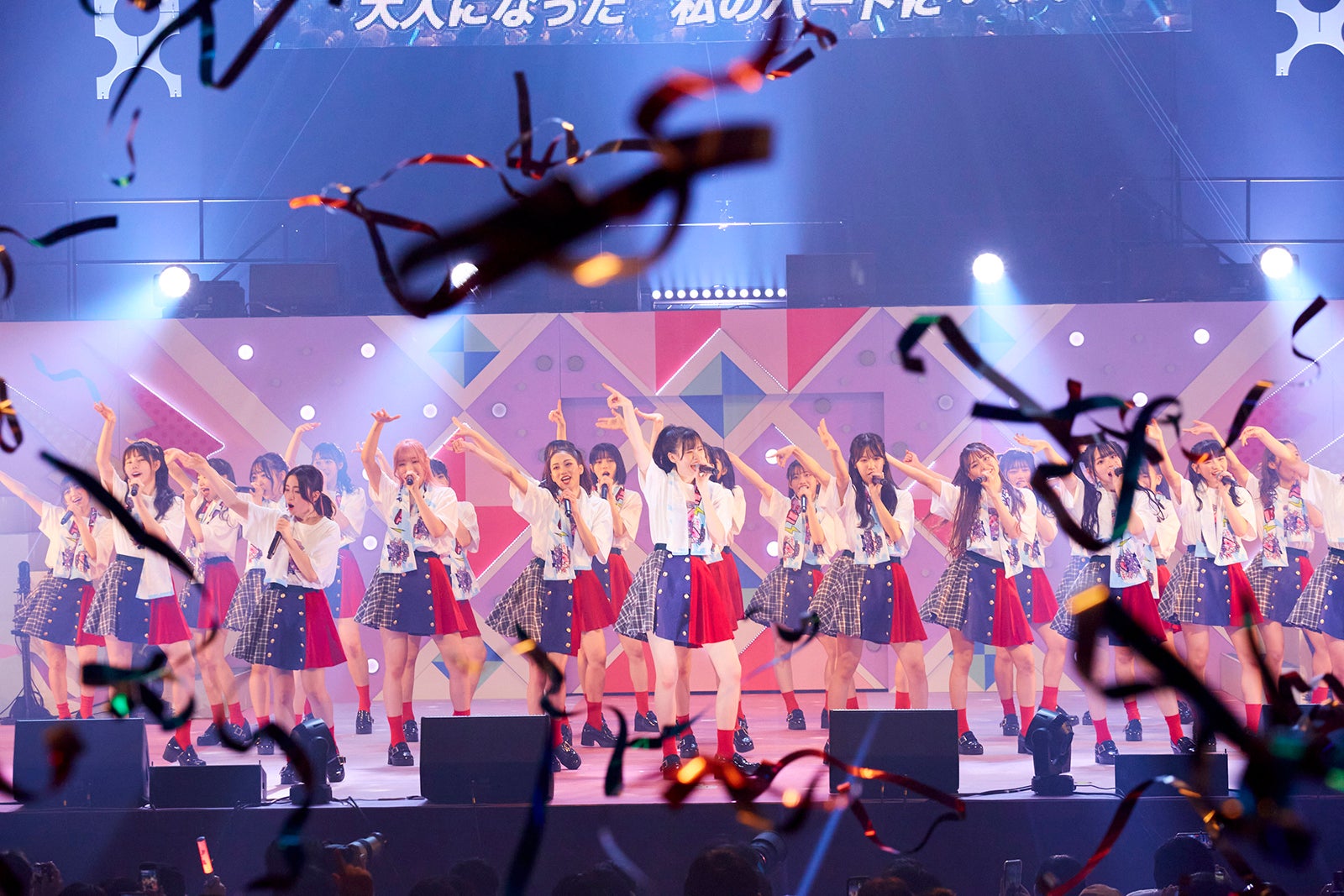 ラストアイドル／「眩しすぎる流れ星」 （C）Yoshifumi Shimizu