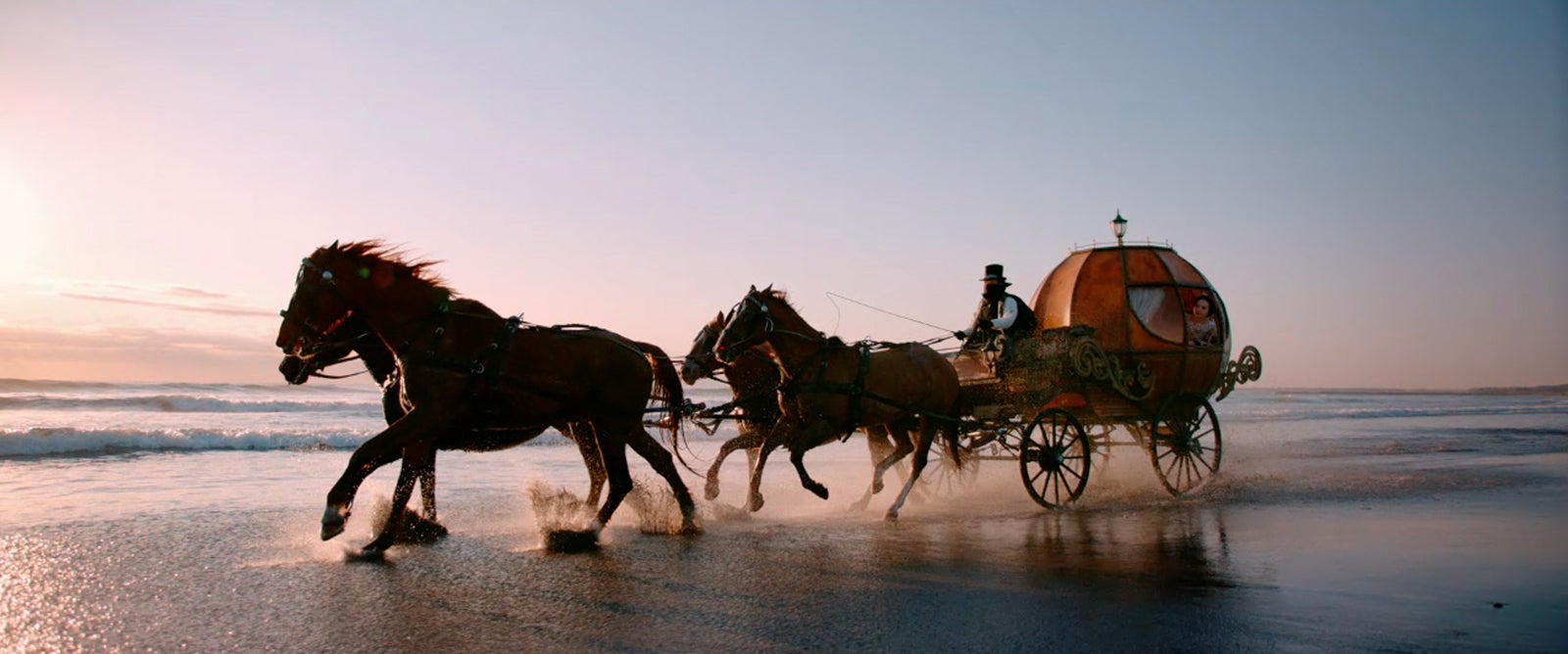 ベッキー新CMより（提供写真）