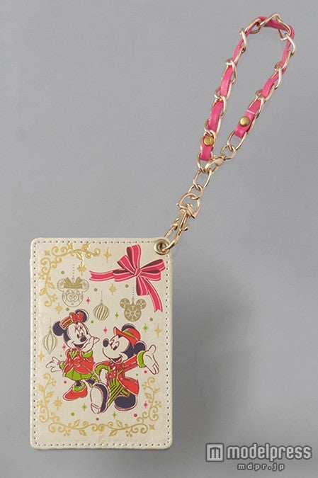 TDS：パスケース（￥1500）（C）Disney