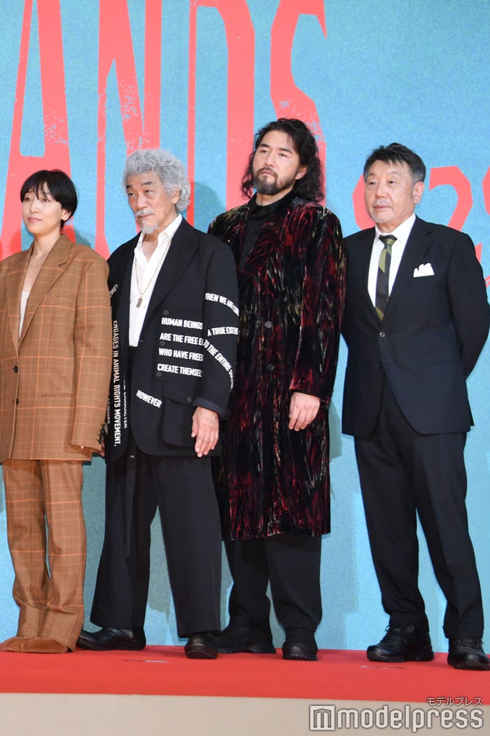 安藤サクラ、宇崎竜童、吉原光夫、原田眞人監督(C)モデルプレス