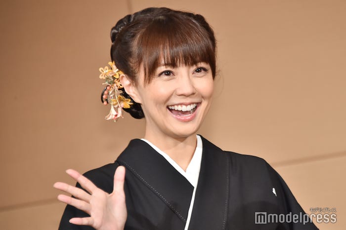 小林麻耶 (C)モデルプレス