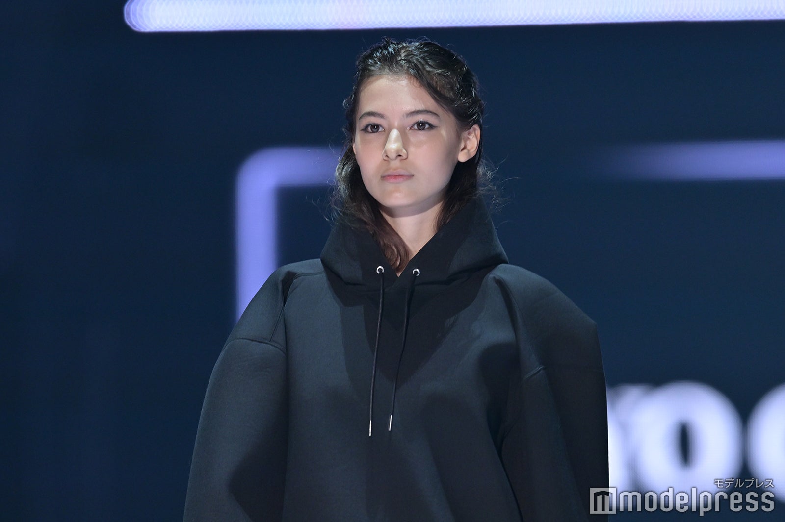 土方エミリ（C）モデルプレス