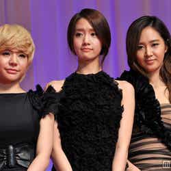 少女時代(左から)サニー、ユナ、ユリ
