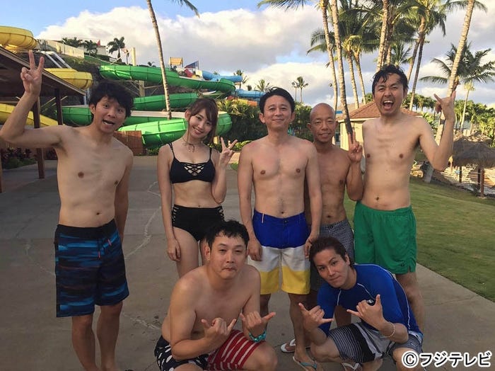 (後列左から)渡部建、小嶋陽菜、有吉弘行、小峠英二、田中卓志(前列左から)西堀亮、狩野英孝(C)フジテレビ